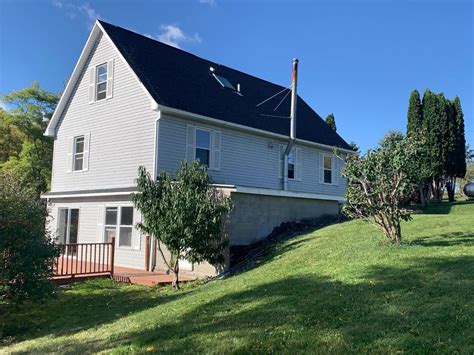 View detailed information about property 6421 Waterburg Rd, <strong>Trumansburg, NY 14886</strong> including listing details, property photos, school and neighborhood data, and much more. . Trumansburg ny 14886
